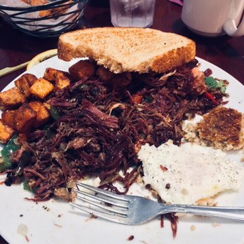 River View Buffet - I only order corned beef hash when it's real and not the canned stuff. There must be a pound of corned beef in this. - Buffets Near Me - Rising Sun, Indiana