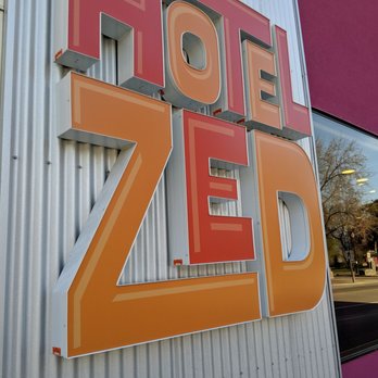 Hotel Zed - Hotels Near Me - Kelowna, British Columbia