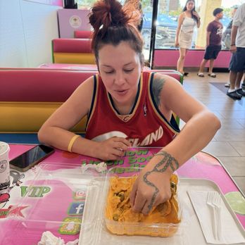 La Michoacana Ice Cream Parlor - Another beautiful guest eating some nachos - Ice Cream & Frozen Yogurt Near Me - Palmdale, California La Michoacana Ice Cream Parlor - Another beautiful guest eating some nachos - Ice Cream & Frozen Yogurt Near Me - Palmdale, California