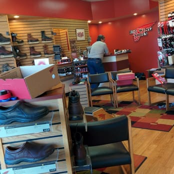 Red Wing - Shoe Stores Near Me - Bellingham, Washington