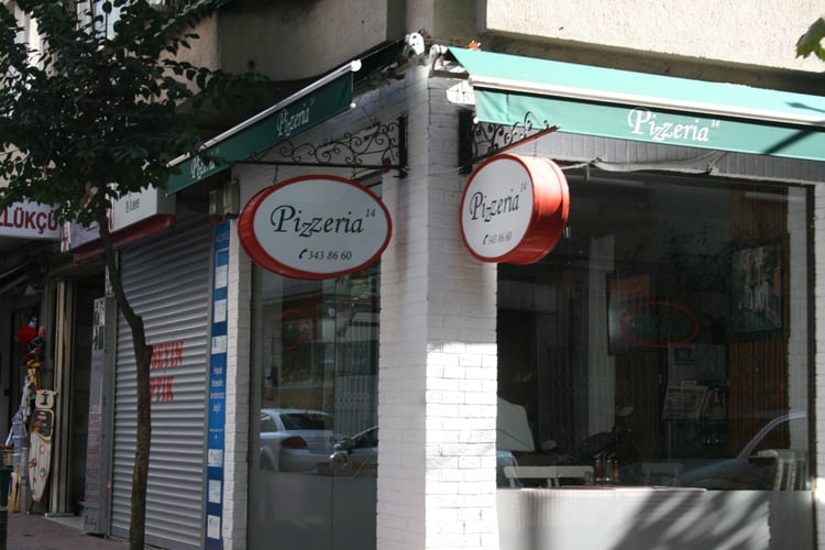 Pizzeria photo 1