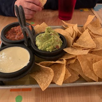 El Arbol - Tacos, chips with queso, salsa, and guacamole - Mexican Near Me - Brighton, Michigan