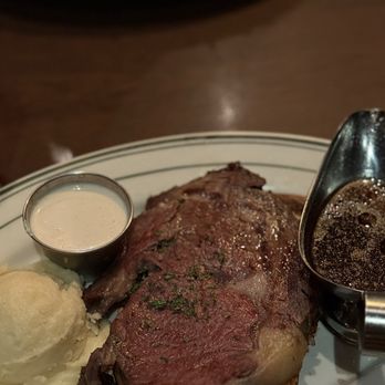 Miller's Pub - The prime rib was spectacular! - American Near Me - Chicago, Illinois