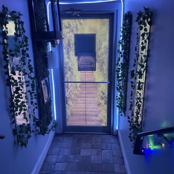 Dreampt - Flipside Speakeasy entrance - Bars Near Me - Alexandria, Virginia
