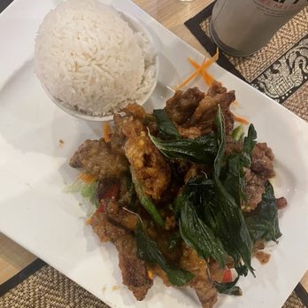 Viman Thai Cuisine - Crispy duck - Thai Near Me - Folsom, Pennsylvania Viman Thai Cuisine - Crispy duck - Thai Near Me - Folsom, Pennsylvania