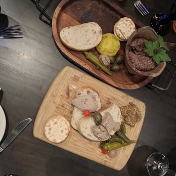 Bites & Bubbles - Wine Bars Near Me - Orlando, Florida