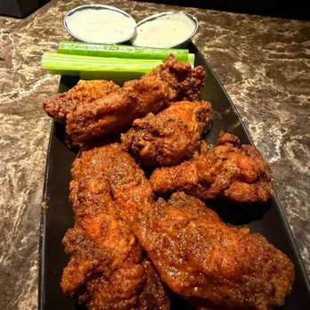 Outback Steakhouse - Wings - Steakhouses Near Me - Winter Springs, Florida Outback Steakhouse - Wings - Steakhouses Near Me - Winter Springs, Florida