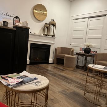 Vinty Salon - Waiting room - Medical Spas Near Me - Festus, Missouri Vinty Salon - Waiting room - Medical Spas Near Me - Festus, Missouri