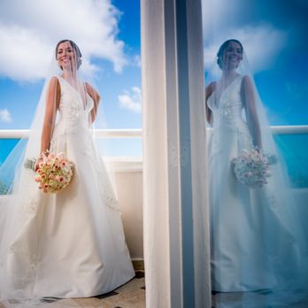 La Vie En Blanc - The Carolina Herrera dress and Jorge Manuel veil I purchased at La Vie en Blanc. - Bridal Near Me - Miami, Florida La Vie En Blanc - The Carolina Herrera dress and Jorge Manuel veil I purchased at La Vie en Blanc. - Bridal Near Me - Miami, Florida