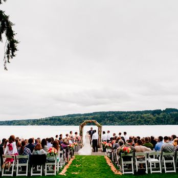 The Edgewater House - The Edgewater House wedding & event venue. Gorgeous waterfront ceremony location. - Venues & Event Spaces Near Me - Olalla, Washington The Edgewater House - The Edgewater House wedding & event venue. Gorgeous waterfront ceremony location. - Venues & Event Spaces Near Me - Olalla, Washington