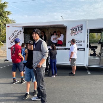 1905 Ice Cream - Employees.  Ice cream truck. - Ice Cream & Frozen Yogurt Near Me