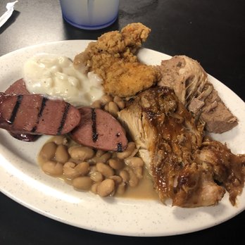 Southern Rose Cafe - a plate of meat, beans, and mashed potatoes - Cafes Near Me - Seminole, Texas