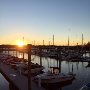 Safe Harbor Glen Cove - Marinas Near Me - Glen Cove, New York