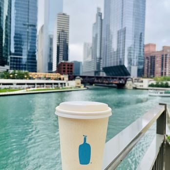 Blue Bottle Coffee - Wolf Point - New Orleans- style Iced Coffee - Coffee & Tea Near Me - Chicago, Illinois