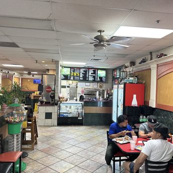 Rafael's Italian Restaurant - They are relaxing and enjoying their dinner and their evening - Italian Near Me - Cleveland, Tennessee Rafael's Italian Restaurant - They are relaxing and enjoying their dinner and their evening - Italian Near Me - Cleveland, Tennessee