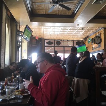 Oliver's Astoria - New American Near Me - Astoria, New York Oliver's Astoria - New American Near Me - Astoria, New York