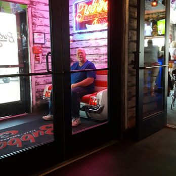 Bubba's 33 - Pizza Near Me - Clarksville, Indiana