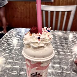 Chill Out - Unicorn milkshake