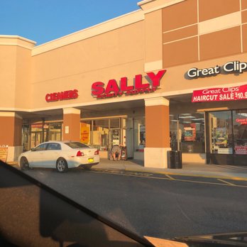Sally Beauty - Cosmetics & Beauty Supply Near Me - Carle Place, New York