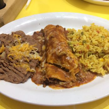 Fuzzy's Taco Shop - Combo plate - Bars Near Me - Rogers, Arkansas Fuzzy's Taco Shop - Combo plate - Bars Near Me - Rogers, Arkansas