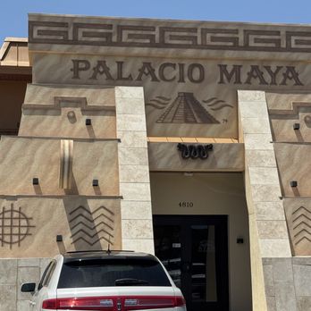 Palacio Maya Mexican Restaurant - Outside in the front - Mexican Near Me - Independence, Missouri