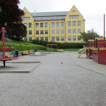 Ålesund Bypark - Little playground in the park - Parks Near Me - Ålesund, 15