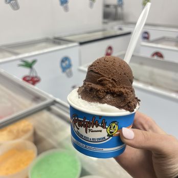 Ralph's Famous Italian Ices - Desserts Near Me - Whitestone, New York