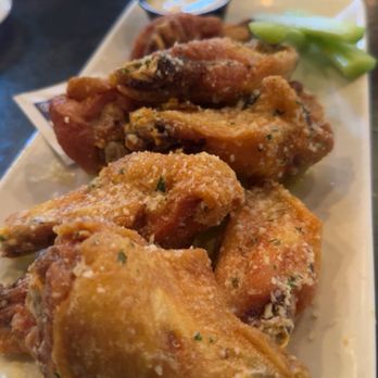Big Ditch Brewing - Hayburner Wings - garlic parm - New American Near Me - Buffalo, New York