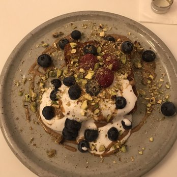Lundenwic - Banana bread with fruit - Coffee & Tea Near Me - London, XGL Lundenwic - Banana bread with fruit - Coffee & Tea Near Me - London, XGL