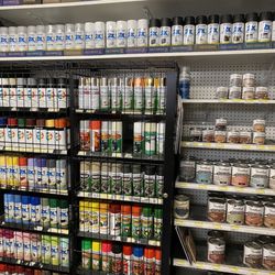 G & S Building Supplies - Spray paint