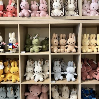 Jini Mini - Toy Stores Near Me - Tustin, California