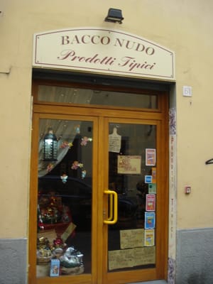 Bacco Nudo - Enoteca e Vini Sfusi by null