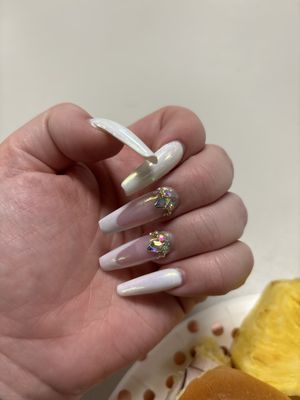 Lavish Nails & Spa