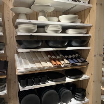 Crate & Barrel - Furniture Stores Near Me - Seattle, Washington Crate & Barrel - Furniture Stores Near Me - Seattle, Washington