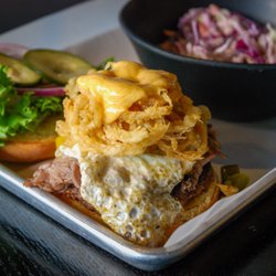 Chicago Street Pour House - "The House" Burger