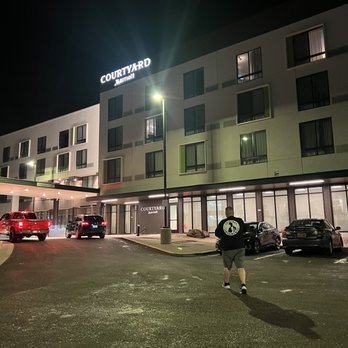 Courtyard by Marriott Cedar City - Outside - Hotels Near Me - Cedar City, Utah Courtyard by Marriott Cedar City - Outside - Hotels Near Me - Cedar City, Utah