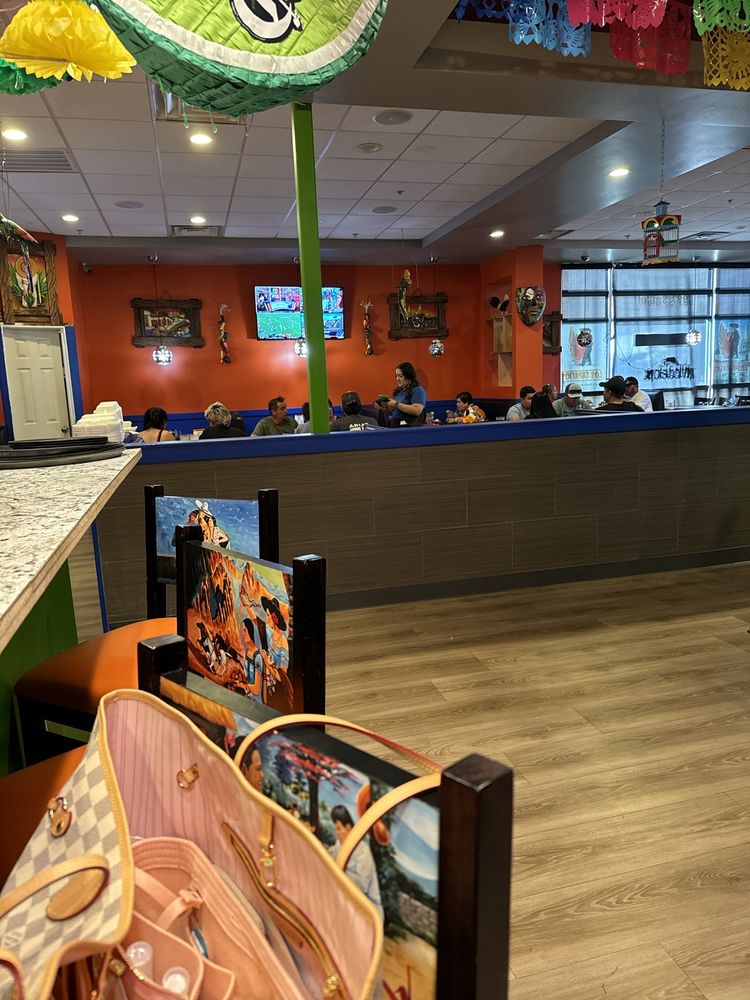 Los Tapatios Mexican Restaurant