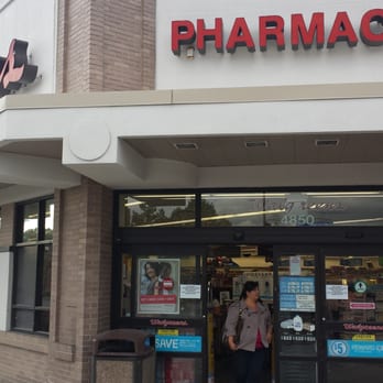 Walgreens - Front - Drugstores Near Me - Skokie, Illinois