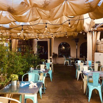 Perfect Pear Bistro - patio - New American Near Me - Tempe, Arizona