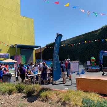 Discovery Cube Orange County - Bubble fest - Children's Museums Near Me - Santa Ana, California Discovery Cube Orange County - Bubble fest - Children's Museums Near Me - Santa Ana, California