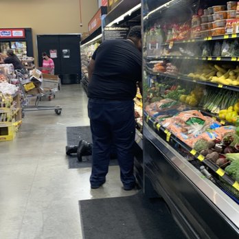 Grocery Outlet - Rude store manager Marquis in plain clothing, how could anyone officially tell if he was an employee or not - Grocery Near Me - Compton, California Grocery Outlet - Rude store manager Marquis in plain clothing, how could anyone officially tell if he was an employee or not - Grocery Near Me - Compton, California