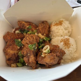 Mama Hieu’s - Spicy Garlic Box - Vietnamese Near Me - Garden Grove, California Mama Hieu’s - Spicy Garlic Box - Vietnamese Near Me - Garden Grove, California