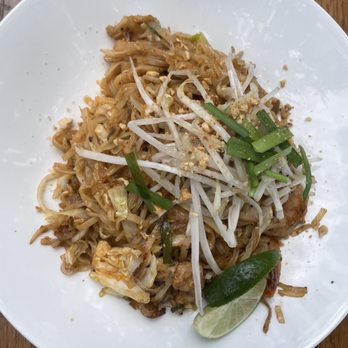Star Noodle - Pad Thai - Asian Fusion Near Me - Lahaina, Hawaii Star Noodle - Pad Thai - Asian Fusion Near Me - Lahaina, Hawaii