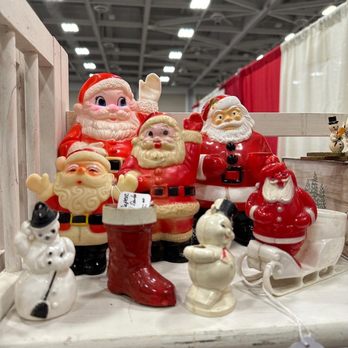 Christmas Market - Antiques - Flea Markets Near Me - Virginia Beach, Virginia Christmas Market - Antiques - Flea Markets Near Me - Virginia Beach, Virginia