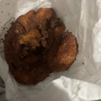 Colonial Kitchen - Large Onion Rings were so badly burned it wasn't edible I can't believe they knowingly sent this to me. - Pizza Near Me - Lansdowne, Pennsylvania Colonial Kitchen - Large Onion Rings were so badly burned it wasn't edible I can't believe they knowingly sent this to me. - Pizza Near Me - Lansdowne, Pennsylvania