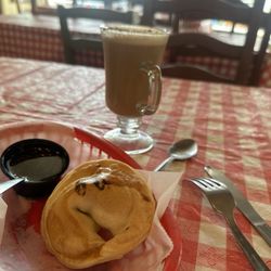 New Buenos Aires - Cappuccino and Empanada