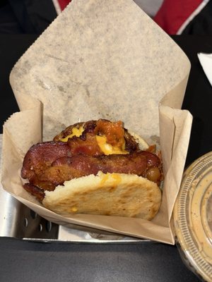 11 Degree North by null