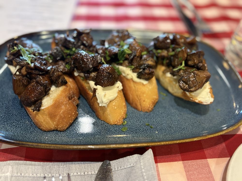 Blue Horse Cucina Image