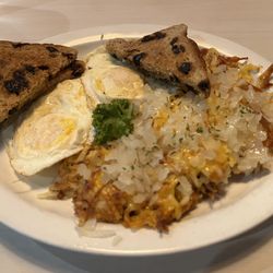 Huckleberry's Restaurant Gift Shop & Banquet - Huck's Special