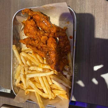 Main Event Tempe - Hand-Breaded Chicken Strips Platter - Arcades Near Me - Tempe, Arizona